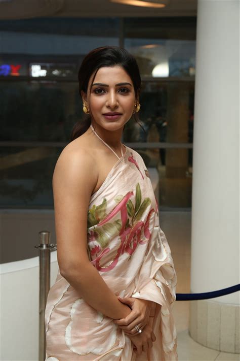 Actress Samantha Akkineni In Saree New Stills At Jaanu Movie Press Meet
