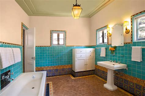 Wer sein badezimmer mit einem weiteren, einzelnen schrank bereichern möchte, steht. Moroccan Bathrooms With A Modern Flair, Ideas, Inspirations