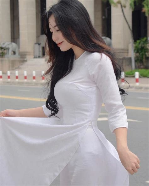 ghim của girl fou you trên áo dài Áo dài hình ảnh quần lót