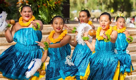 Guide To Hula On Oahu Go Hawaii