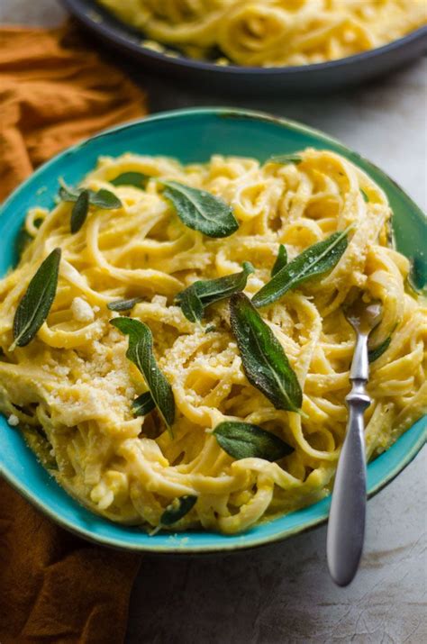 30 Minute Creamy Butternut Squash Pasta With Crispy Sage This Cheesy