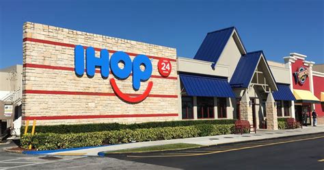 new report details sexual misconduct at applebee s ihop