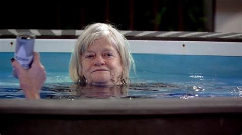 Ann Widdecombe Shocks The Cbb House As She Lets Down Her Hair In The