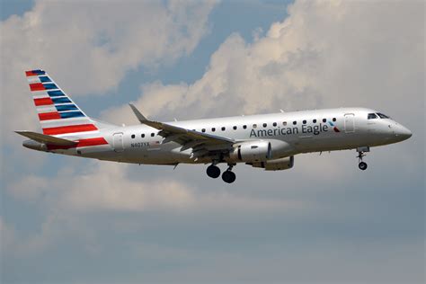 Maybe you would like to learn more about one of these? Embraer 175 — Wikipédia