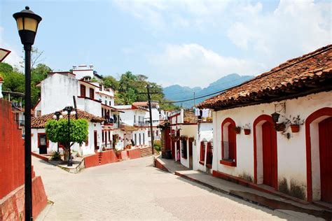 Tapijulapa : Pueblos Magicos de Mexico