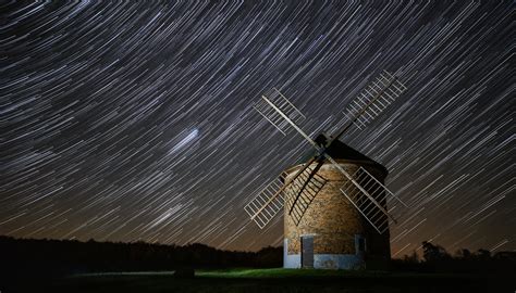 Photo Story Windmill With Night Sky Learn Photography By Zoner Photo