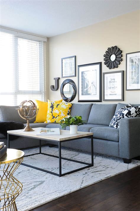 25 Unique Small Living Room Design And Decor Ideas To Maximize Your