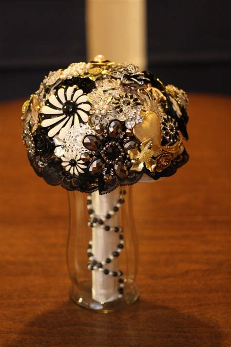 Bridal Brooch Bouquet Black White Silver And Gold 700