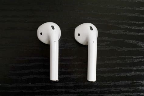 When it comes to airpods 2 vs airpods, as we said in our airpods 2 review, the differences are small and, in some ways, not different at all (the color because of the minor upgrade, it becomes even more challenging to decide what to buy. AirPods (2nd generation) review: Apple's mega-hit ...