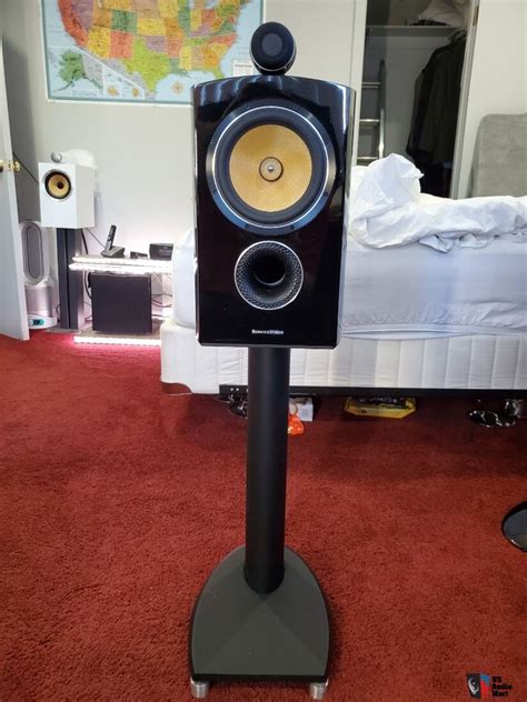Bowers And Wilkins 805 D2 Speakers With Matching Stands Photo 2607895