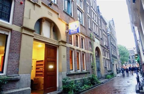 11 Best Cheap Hotels In Amsterdam Santorini Dave