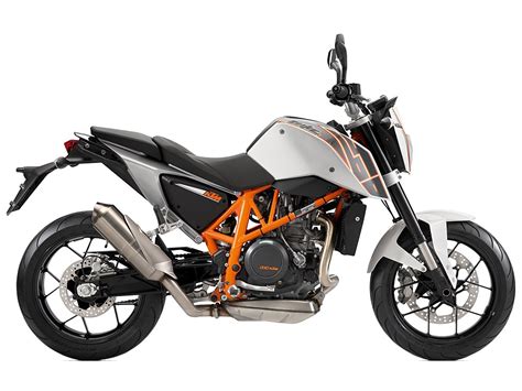 Replacing the stock exhaust with the compeition werkes full exhaust system is the best way to significantly acheive noticeable performance gains. KTM 690 Duke R (2013) - 2ri.de