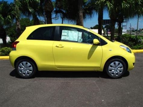 Photo Image Gallery And Touchup Paint Toyota Yaris In Yellow Jolt 5a6