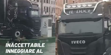 Venezia Il Camion Inneggia A Mussolini E Fa Insorgere Il Web
