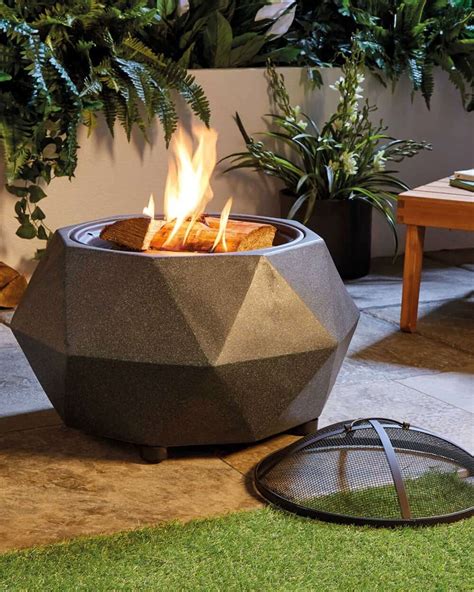 creative  diy outdoor fire pits design ideas