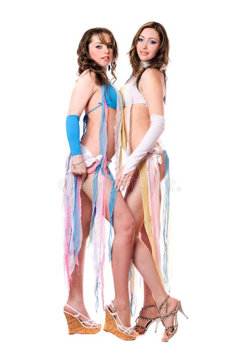 Deux Jeunes Femmes Sexy D Isolement Image Stock Image Du Espi Gle