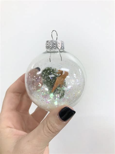 Make This Diy Snowglobe Ornament