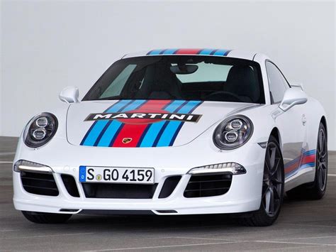 Porsche Shakes Fans Up With New 911 S Martini Racing