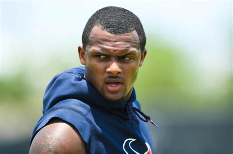 He played college football at clemson, where he led the team to a national championship win in 2016.watson was selected in the first round of the 2017 nfl draft by the texans. Despite two ACL injuries, Deshaun Watson won't change the way he plays