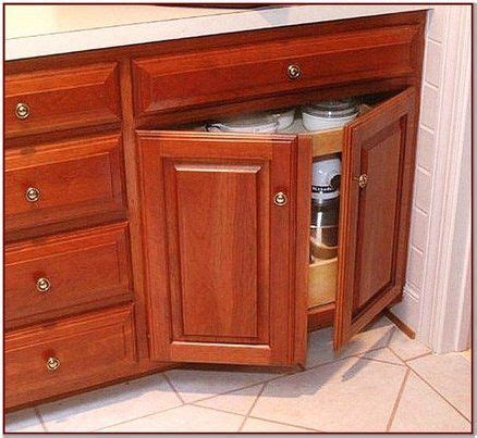 Upper and lower kitchen cabinetry has been the standard for years because it maximizes your storage space, allowing you to tuck away all of too much cabinetry can leave you feeling cramped inside your own kitchen. Cabinet after stile removal and drawer installation. I need this! | How to remove kitchen cabinets
