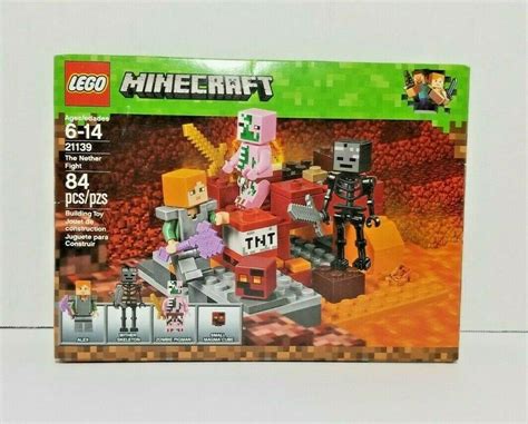 Lego Minecraft The Nether Fight 21139 Building Kit 84 Piece Brand New
