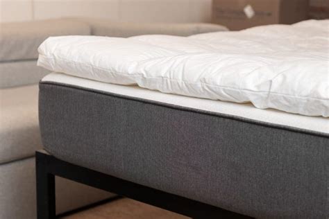 The Best Mattress Toppers For 2021 Reviews By Wirecutter