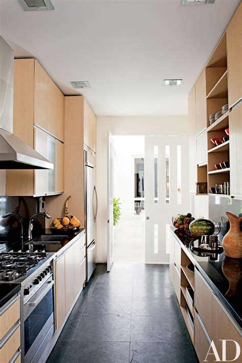 Today, there is still a benefit to being able to close off the galley kitchens can get big style upgrades through attention to detail. Small Galley Kitchen Ideas & Design Inspiration ...