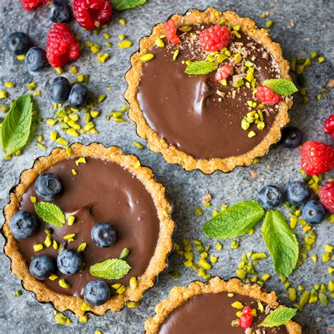 The best vegan dessert books selection with so many delicious, healthy, vegan dessert recipes! Vegan Chocolate Ganache Torte | Lauren Caris Cooks
