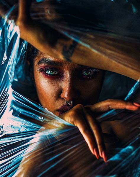 Fine Art And Dark Beauty Portrait Photography By Haris Nukem Portrett
