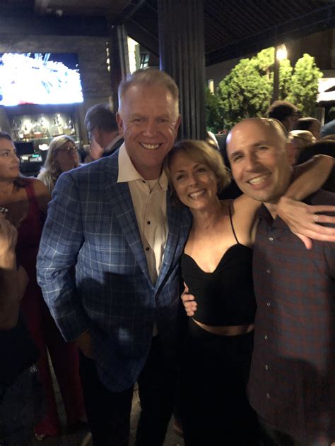 Morning Show With Boomer And Gio On Twitter Susan Invited Boomer And Al To Her Gig On Friday Night