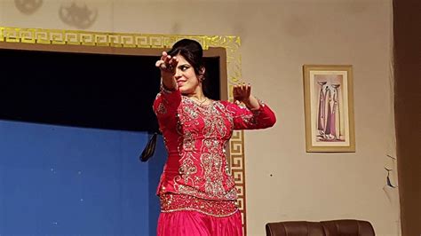 Pashto World Official Blog Shanza Khan New Beautiful And Hot Pictures On Stage Looking So
