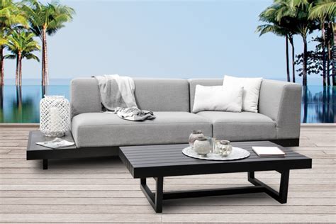 Brown wicker outdoor chaise lounge with white cushions. Outdoor Lounge Miranda - Wetterfeste Sitzpolster - ab in ...