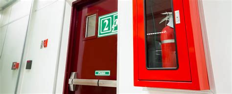 Sollten sie in einem haus wohnen, dann muss dieses grundsätzlich besser geschützt sein als das der anderen in der umgebung. Brandschutz im Haus | Ratgeber auf hagebau.at