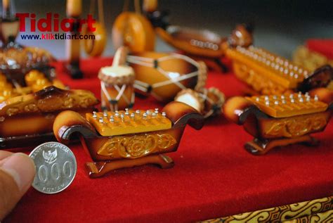 Gambar Gamelan Dari Jawa Barat Dalang Njawani