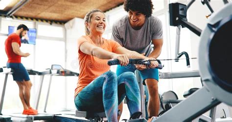 Personal Trainer Instructing Trainee Stock Image Image Of Active