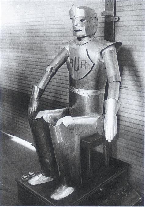 Fotograma De La Representación De Rur Robots Universales Rossum