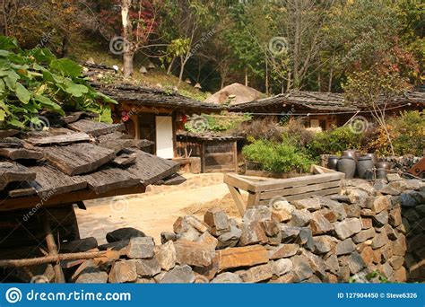 Traditional South Korean Houses And Yard Stock Photo