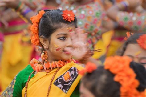 Young Girls Dancing At Holi Spring Festival Editorial