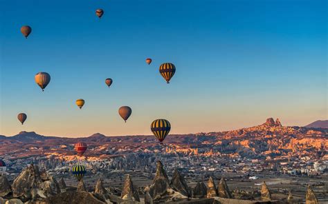 Flying In A Hot Air Balloon In Cappadocia Should Be On Your Bucket List