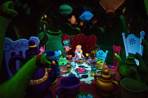 Alice In Wonderland Set To Reopen Again In Late July At Disneyland WDW News Today