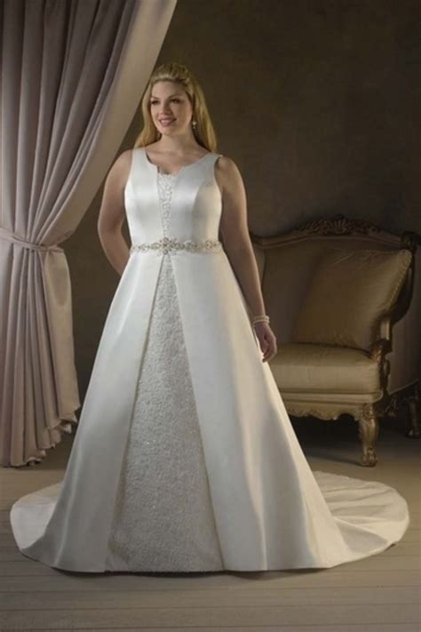 Cheap wedding dresses are now available in most high street stores. loading | Plus size wedding gowns, Cheap wedding dress ...