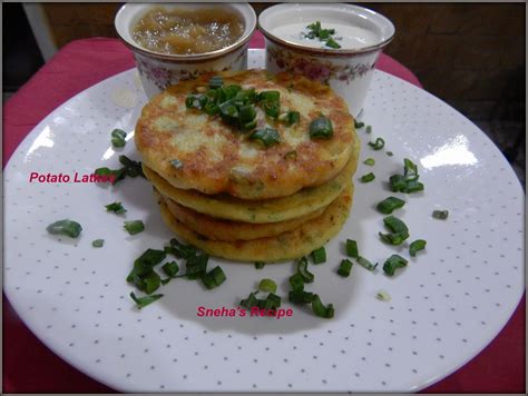 Panni bavarian potato pancake mix amana general store. Potato Latkes - Jewish Pancakes #BreadBakers - Sneha's Recipe