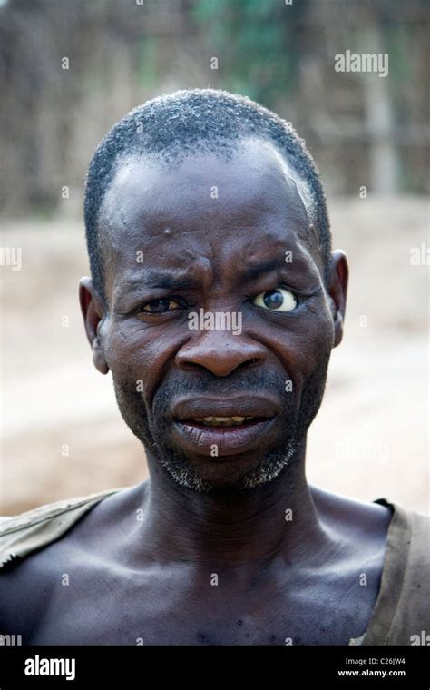 Congo Man Hi Res Stock Photography And Images Alamy