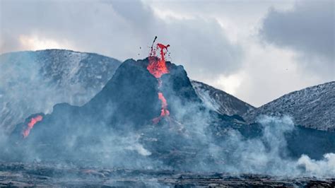 Vulkanausbruch Island Touristenattraktion Blaue Lagune Evakuiert Leben And Wissen Bildde