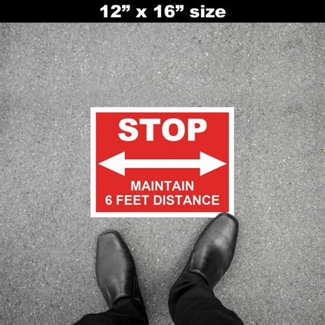 Stop Maintain 6 Feet Distance Round Floor Decal