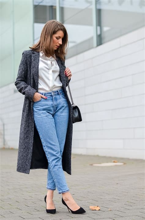 Find the best deals for zara mom jeans here and enjoy online shopping with shopee! OUTFIT: ZARA MAXI COAT, SEIDENBLUSE & MOM JEANS