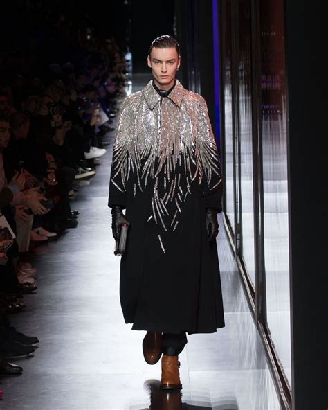 We did not find results for: Dior Official on Instagram: "Closing the #DiorWinter20 men ...