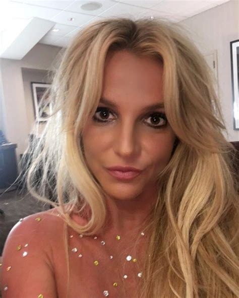 Britney Spears Królową śpiewania Z Playbacku Glamourpl