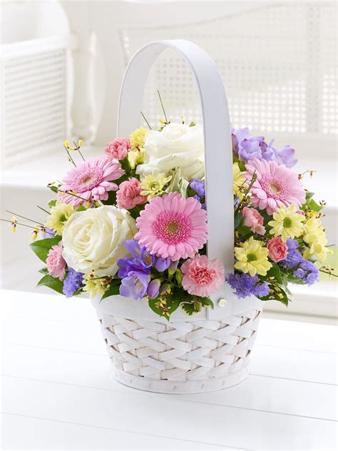 Spring Basket Interflora Flowers Uk Easter Flowers Beautiful