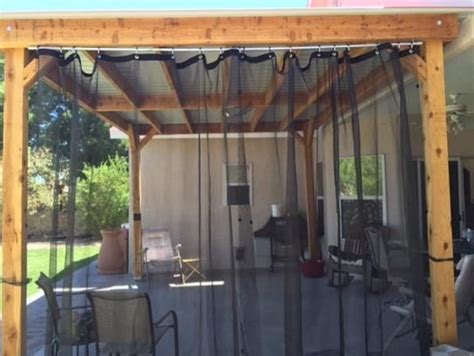 Retractable insect screens keep the mosquitoes out! Best 12 How to Make a Garage Door Screen - Use a roll of ...